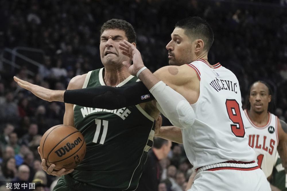 他已经露出 他已经露出