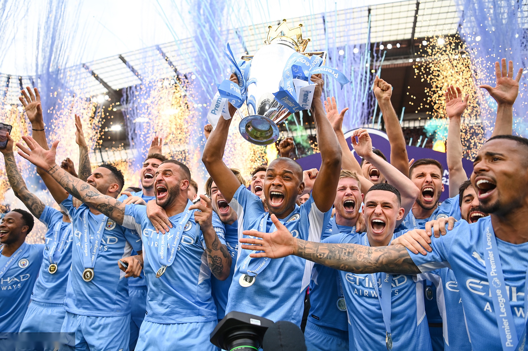 无力反击 无力反击